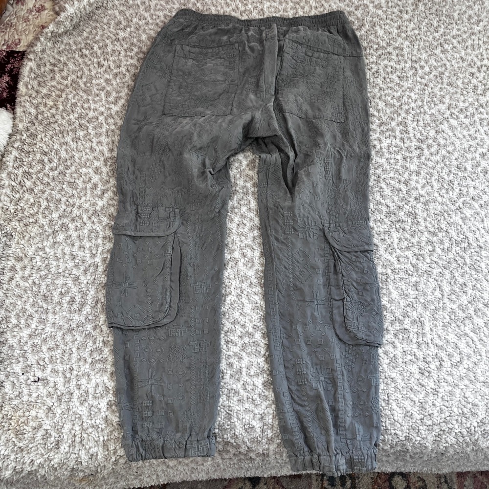 Johnny Was Cupro Grey Embroidered Cargo Jaspil Jogger Pants XS - Picture 2 of 12